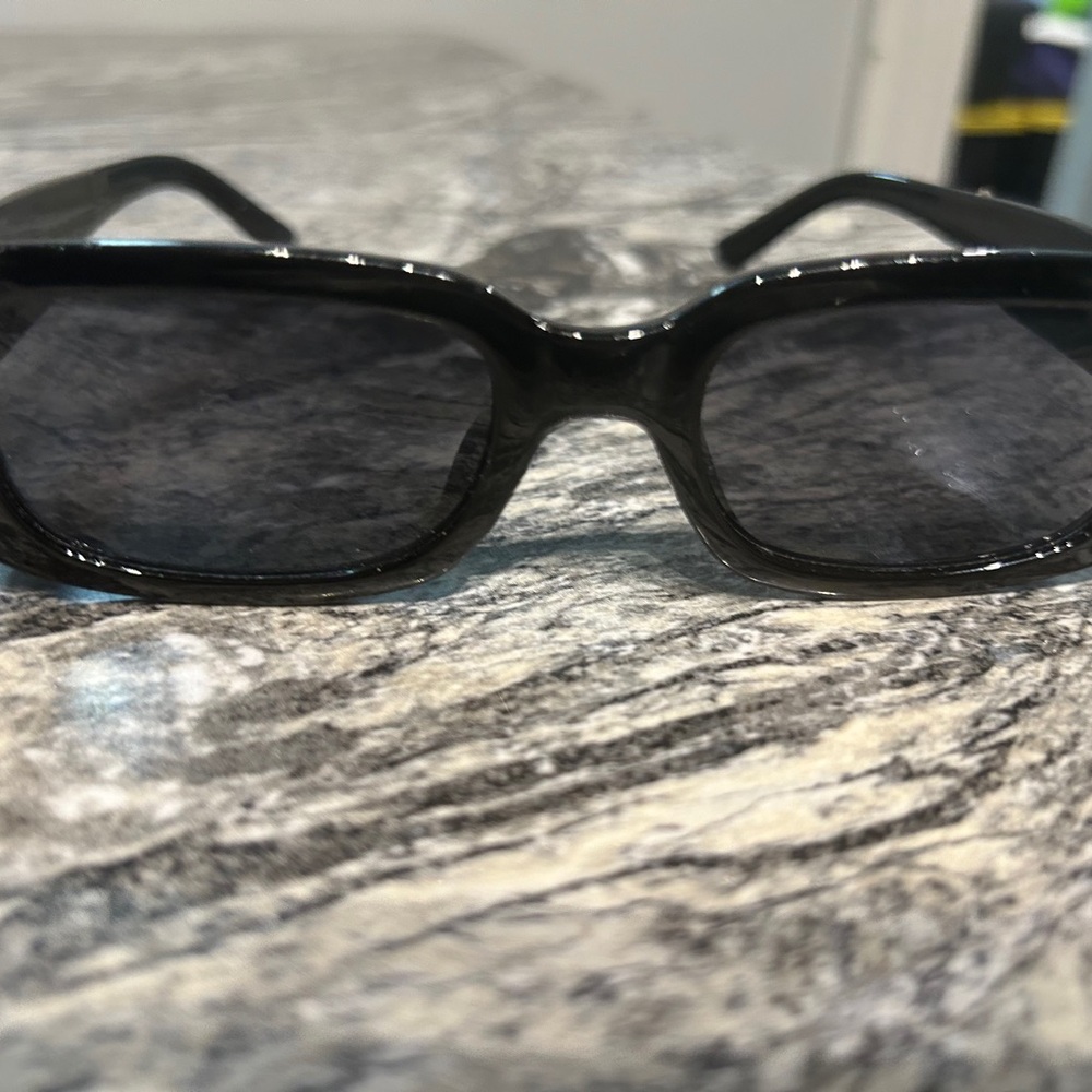 Black Rectangular Sunglasses With Dark Tinted Len… - image 1